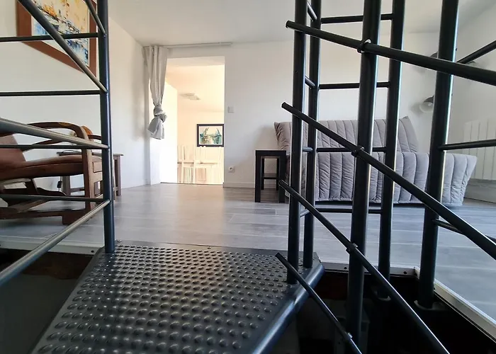 Le 44 Avec Balcon Vue Le Grau-du-Roi