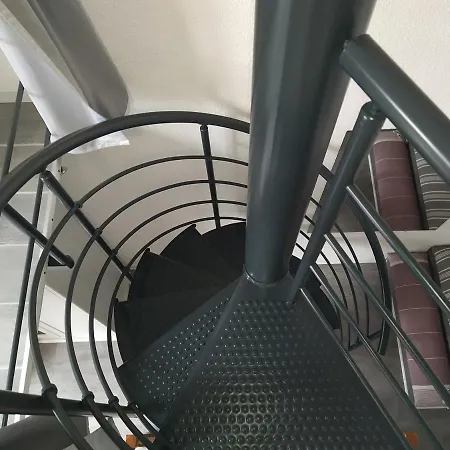 Le 44 Avec Balcon Vue