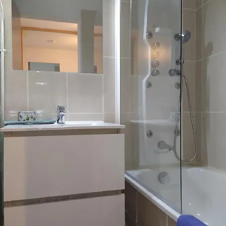 Le 44 Avec Balcon Vue شقة *