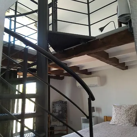 Le 44 Avec Balcon Vue *