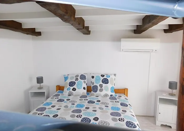 Le 44 Avec Balcon Vue